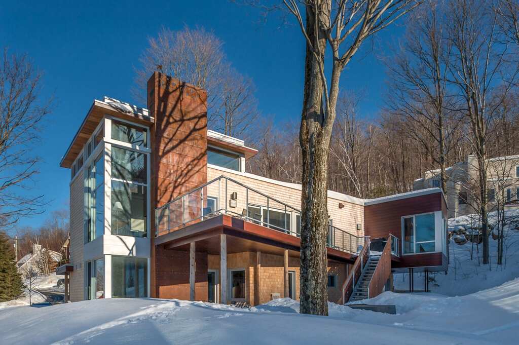  Powder Snow by Luc Plante Architecture + Design