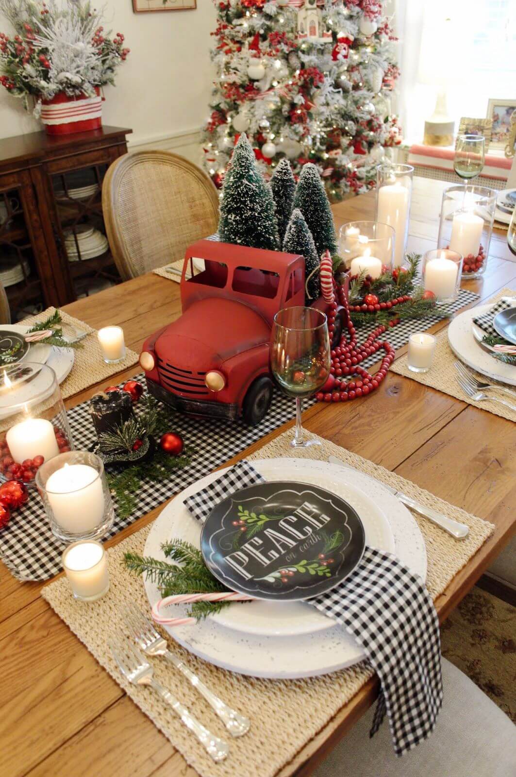 christmas table decoration