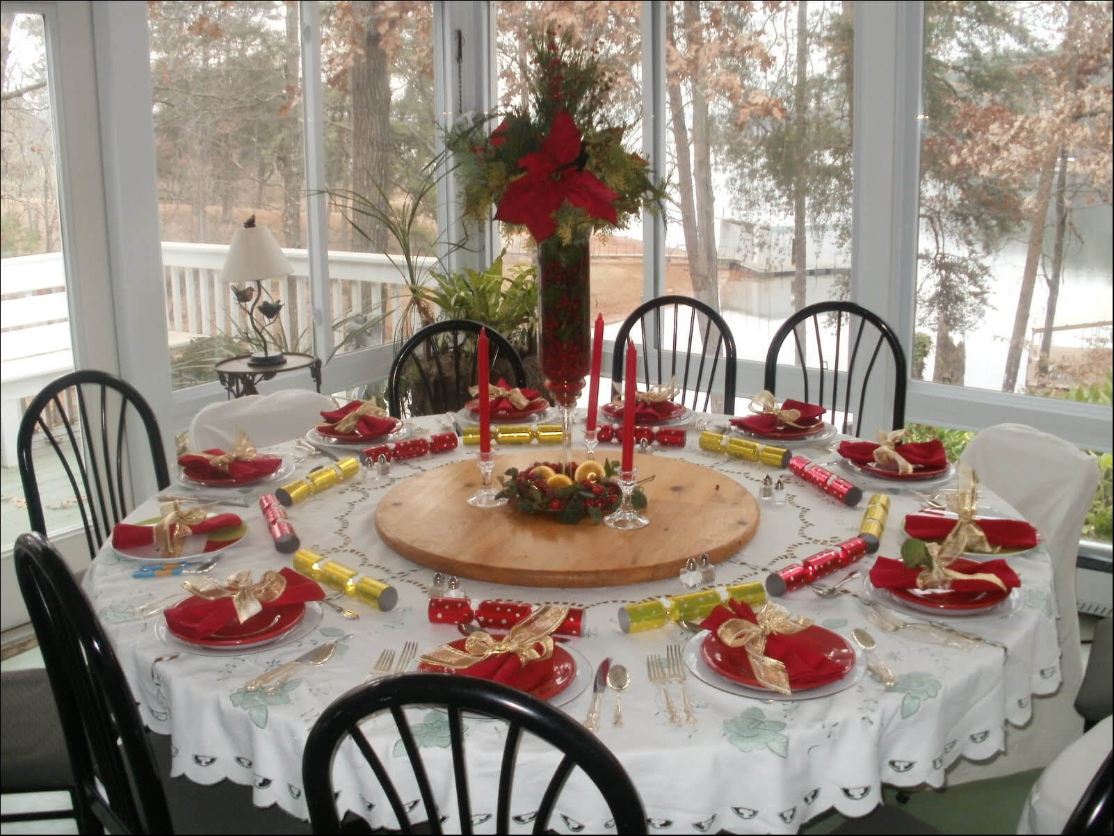 Jolly Holiday Table Settings