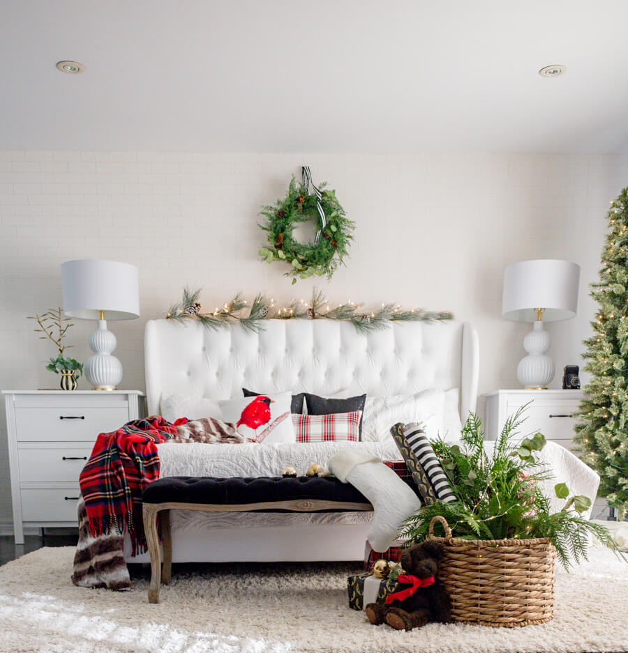 Christmas bedroom decor