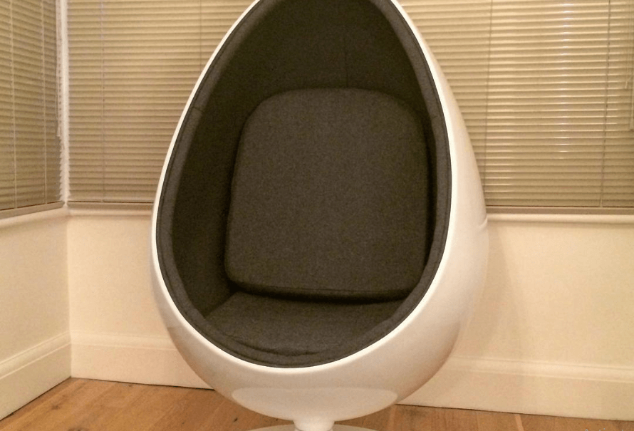 Egg Pod chair