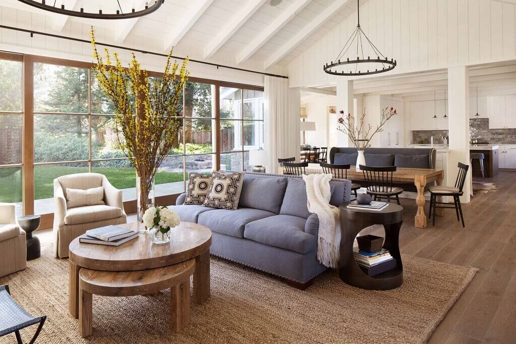Modern Farmhouse Living Room with Open-Plan
