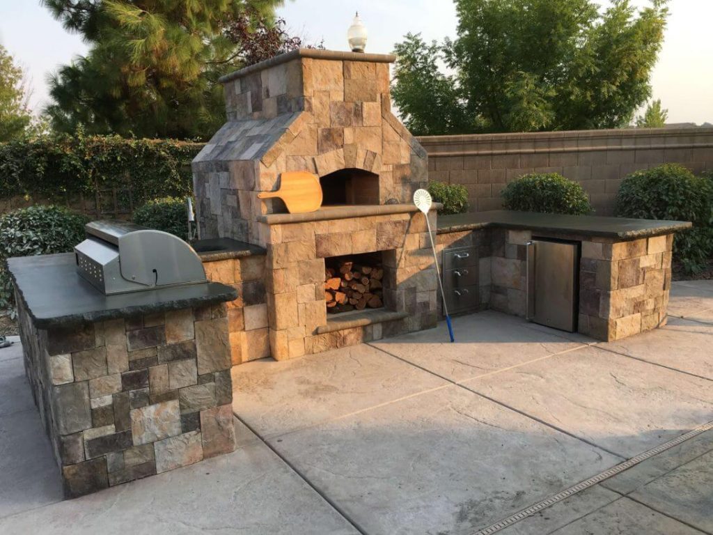 Pizza Oven Outdoor Kitchen Ideas