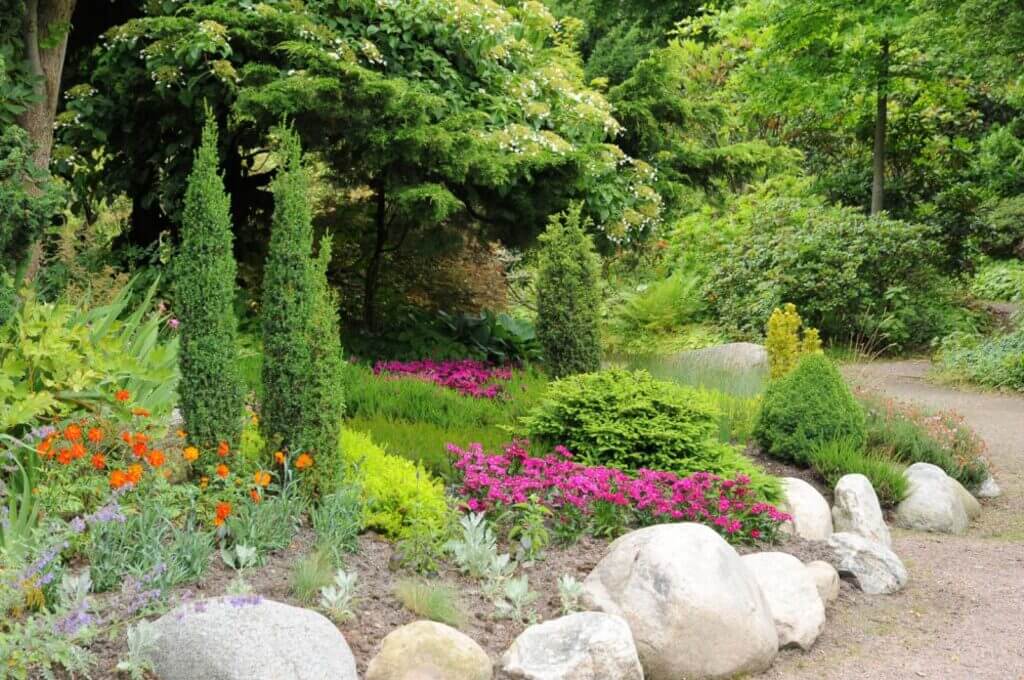 Boulder Border edging ideas