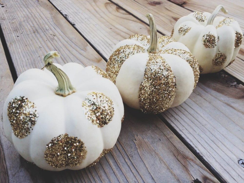 Golden pumpkin decorating ideas