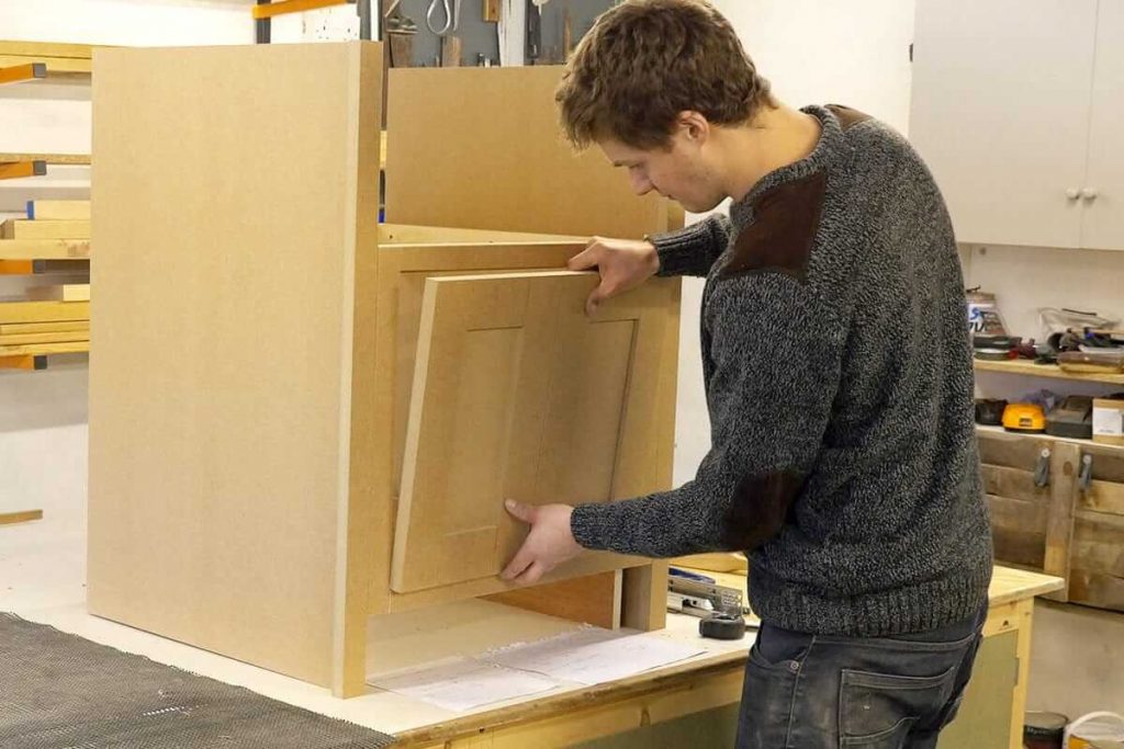 how to make a murphy bed