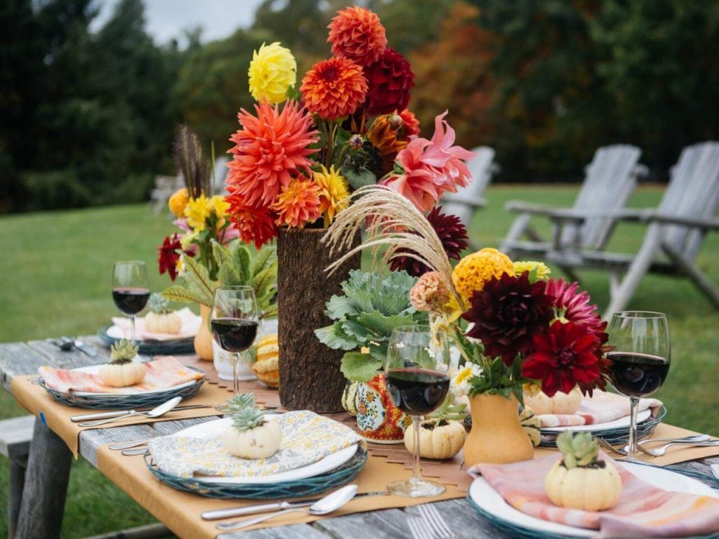 Themes of thanksgiving dinner decoration ideas