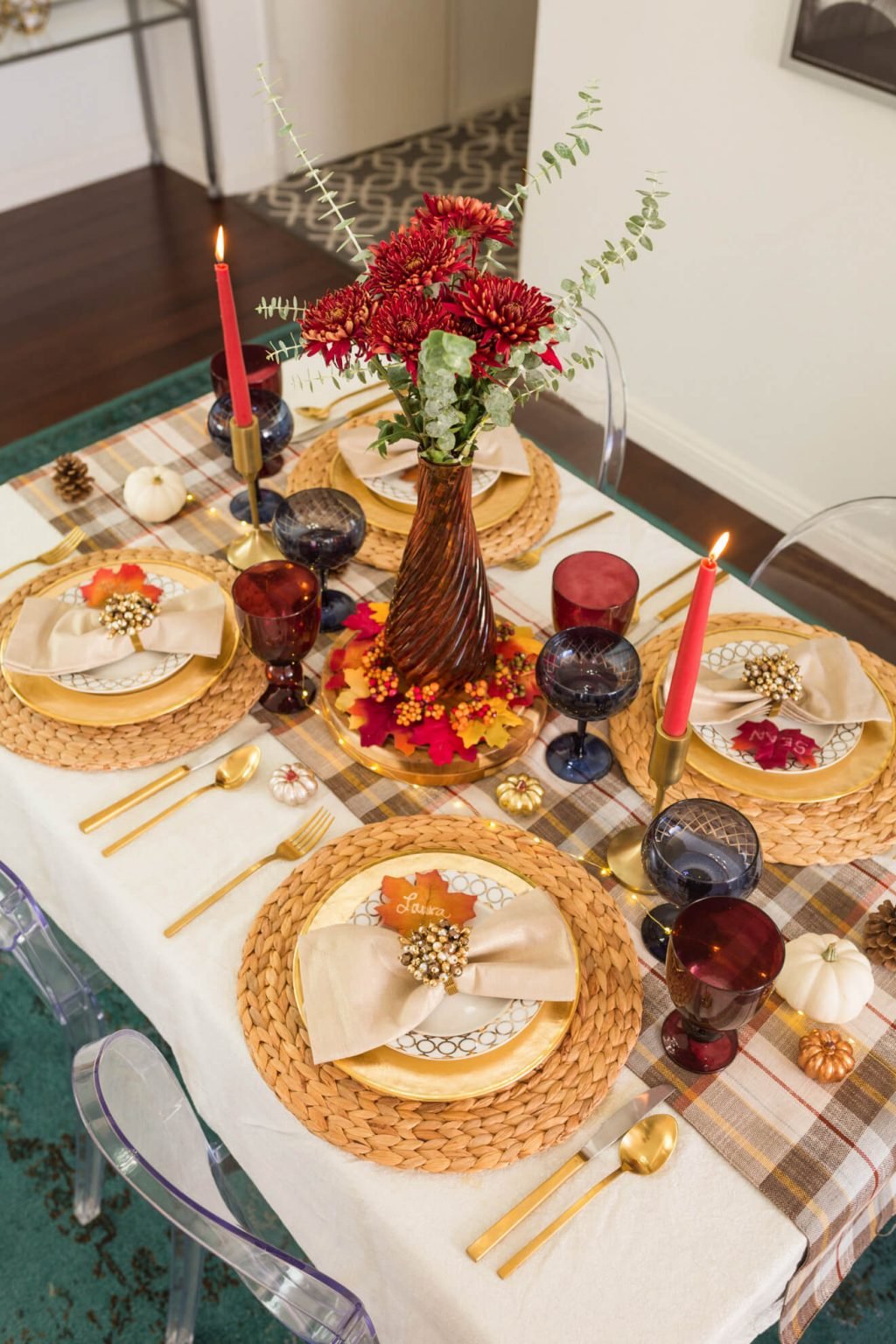 Tablecloth for thanksgiving dinner decoration ideas