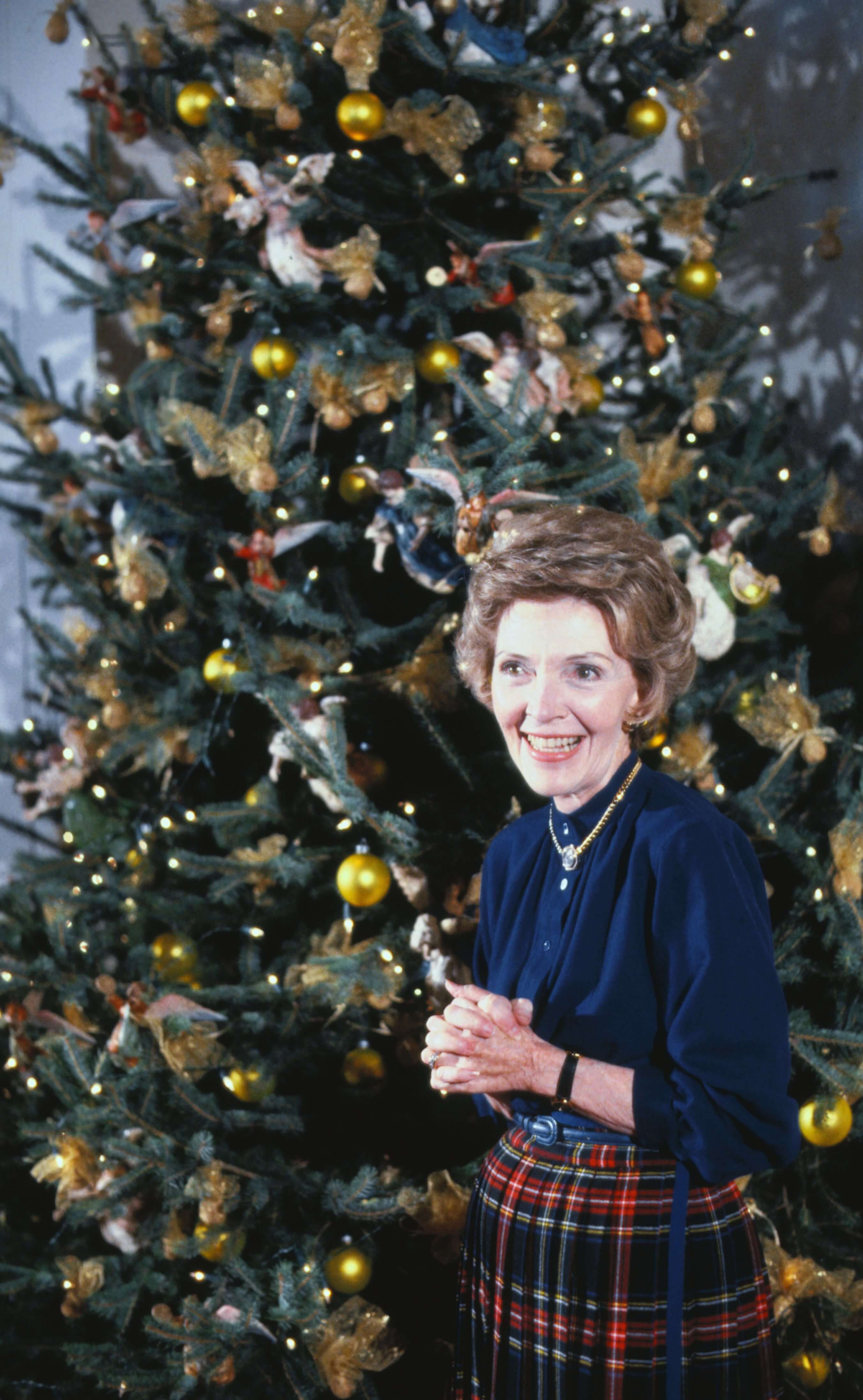 Nancy Davis Reagan 1982 white house Christmas decoration
