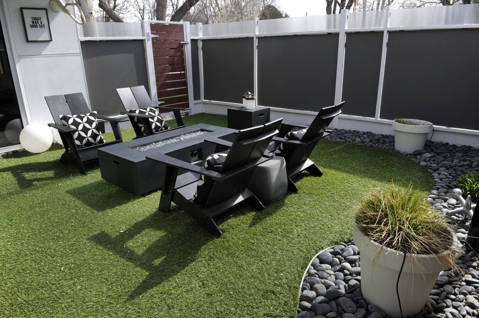 Artificial Grass To Maximize Patio