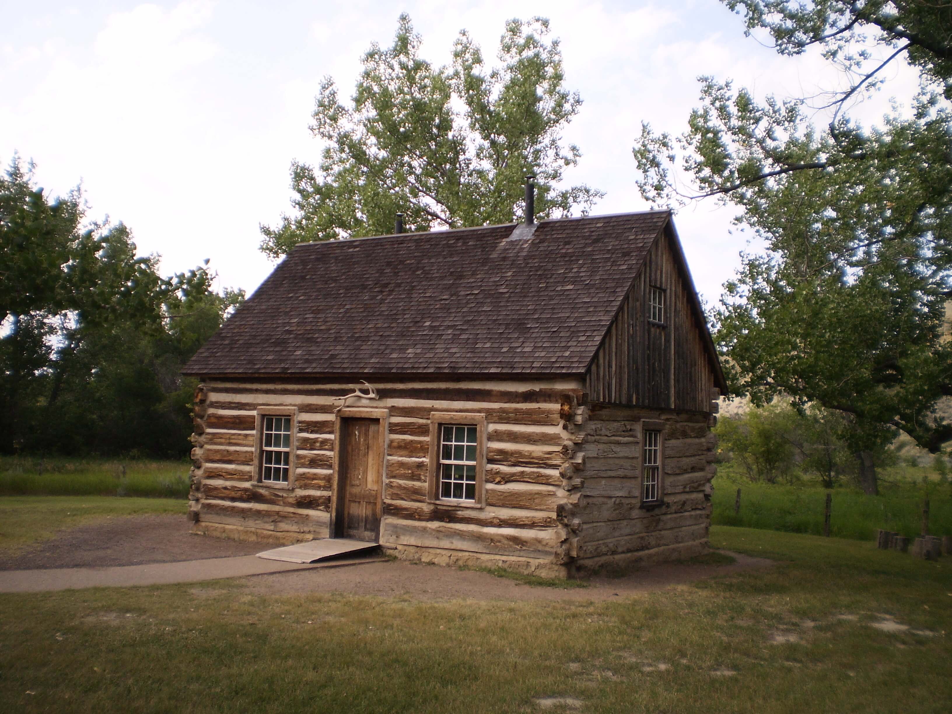 small hunting cabins