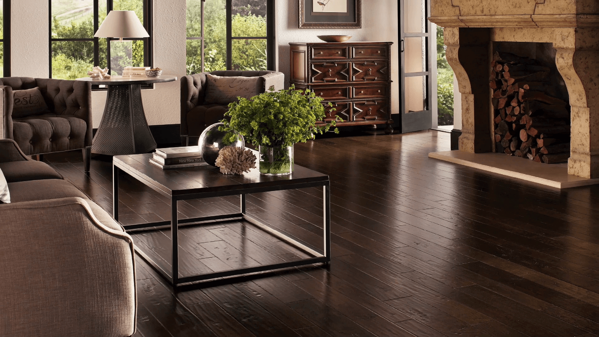 Hardwood or Laminate Floors