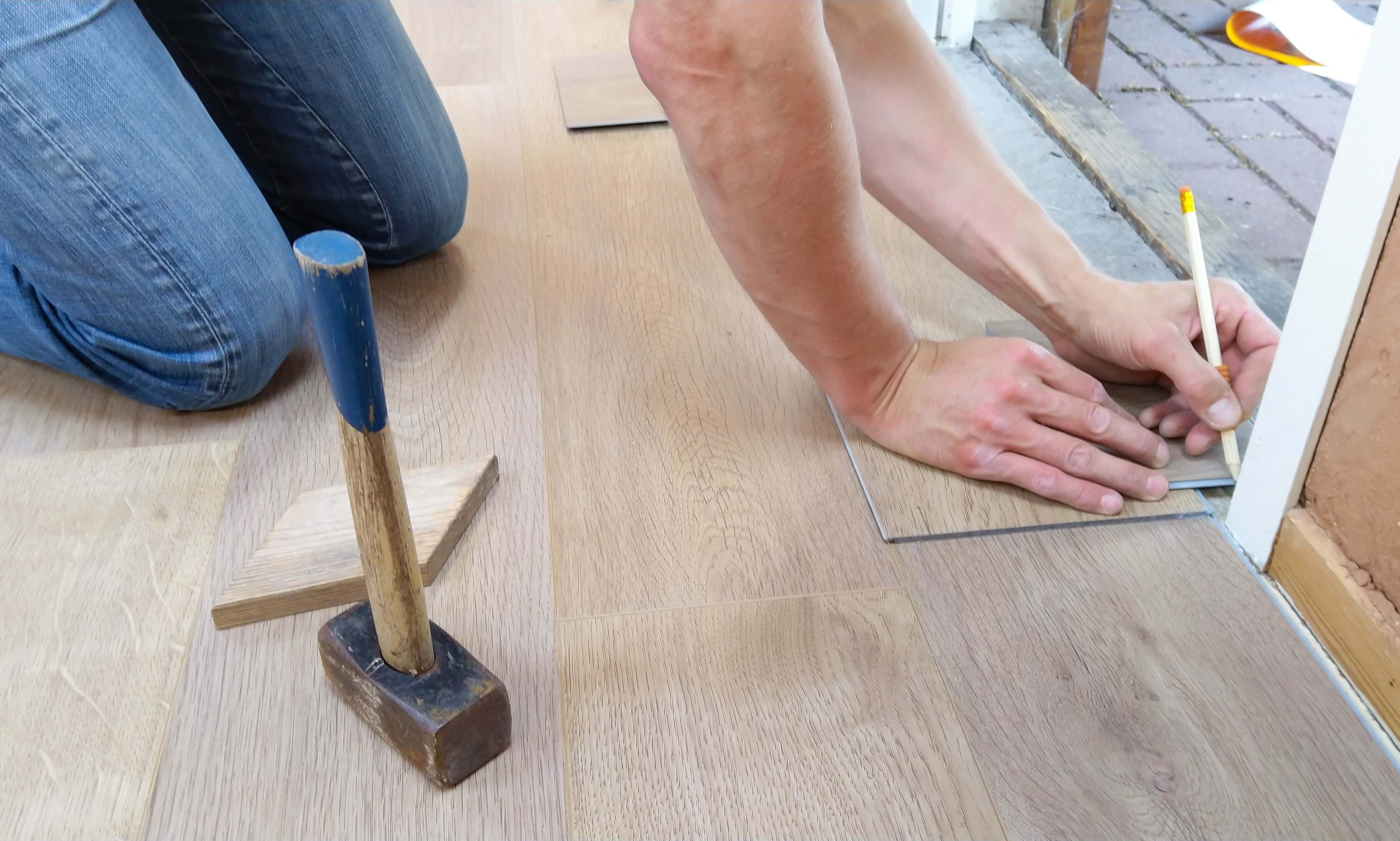 How to Install Vinyl Plank Flooring