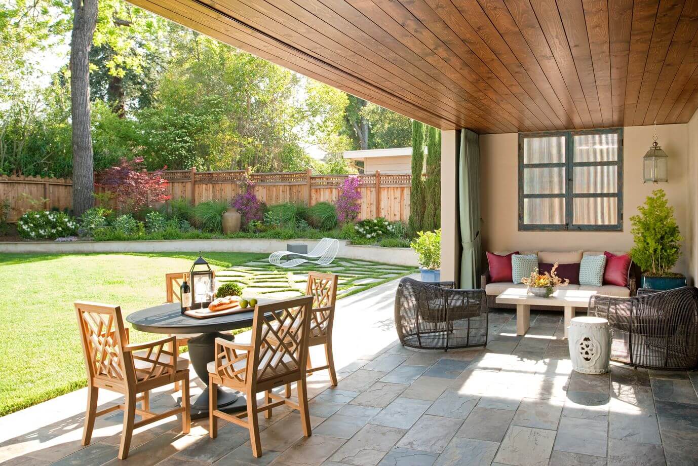 Make an Outdoor Room to revamp home