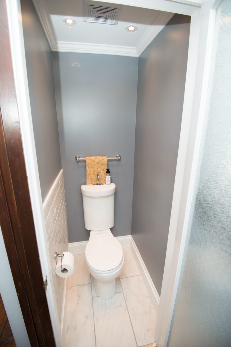 Minimalist Powder Room