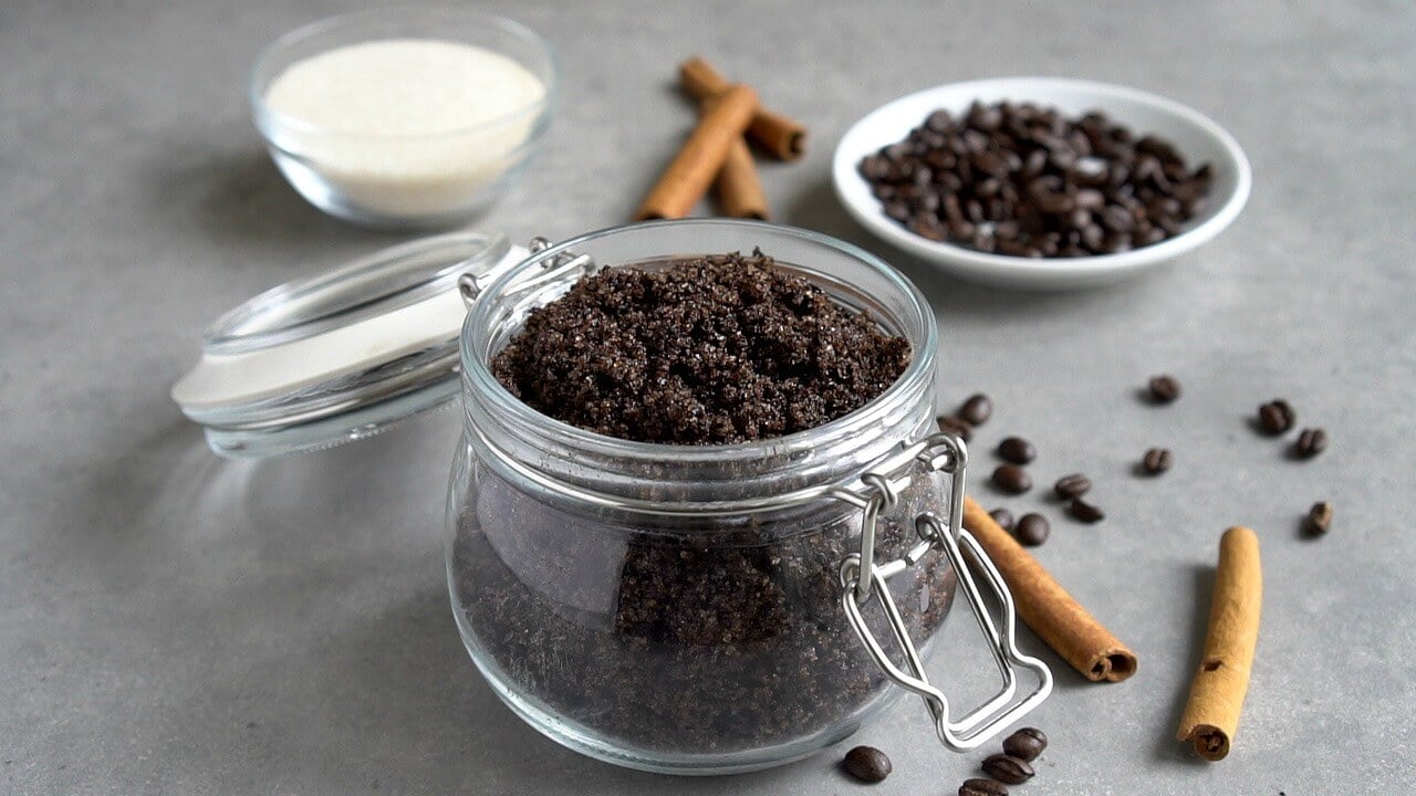 Coffee Body Scrub Gifts For the Coffee Snobs