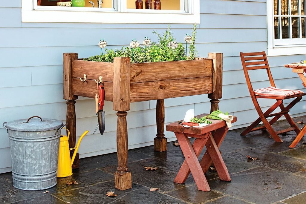 Convert the Old Furniture into Storage or Planter