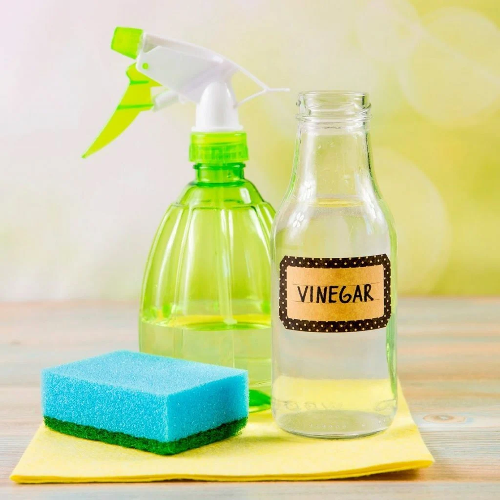 Clean Baseboards with Vinegar Solution