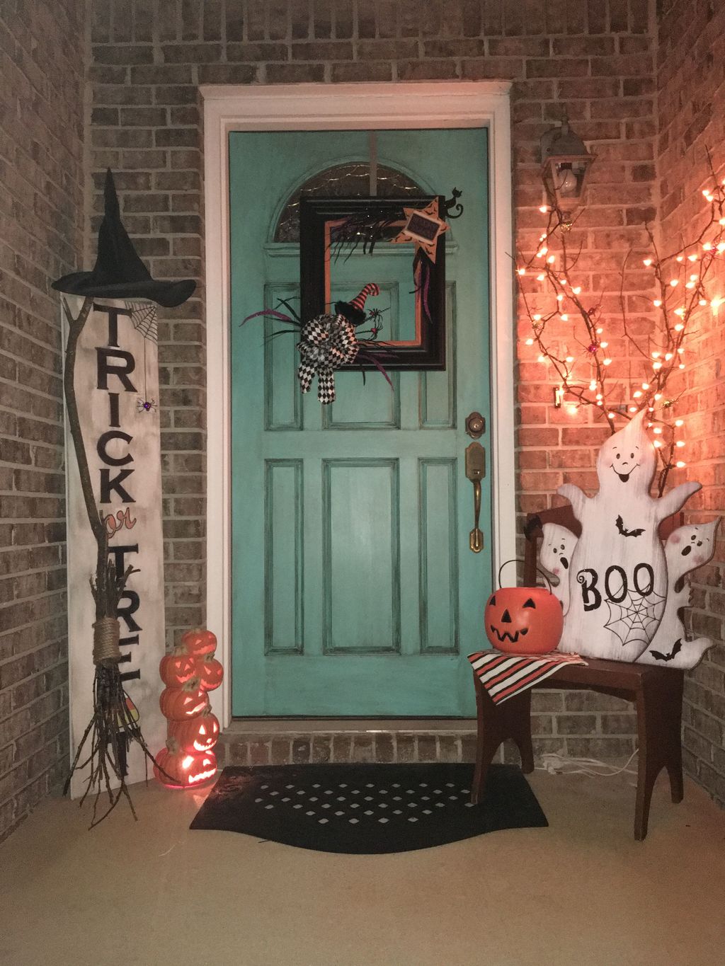 Halloween Porch ghost Decor idea