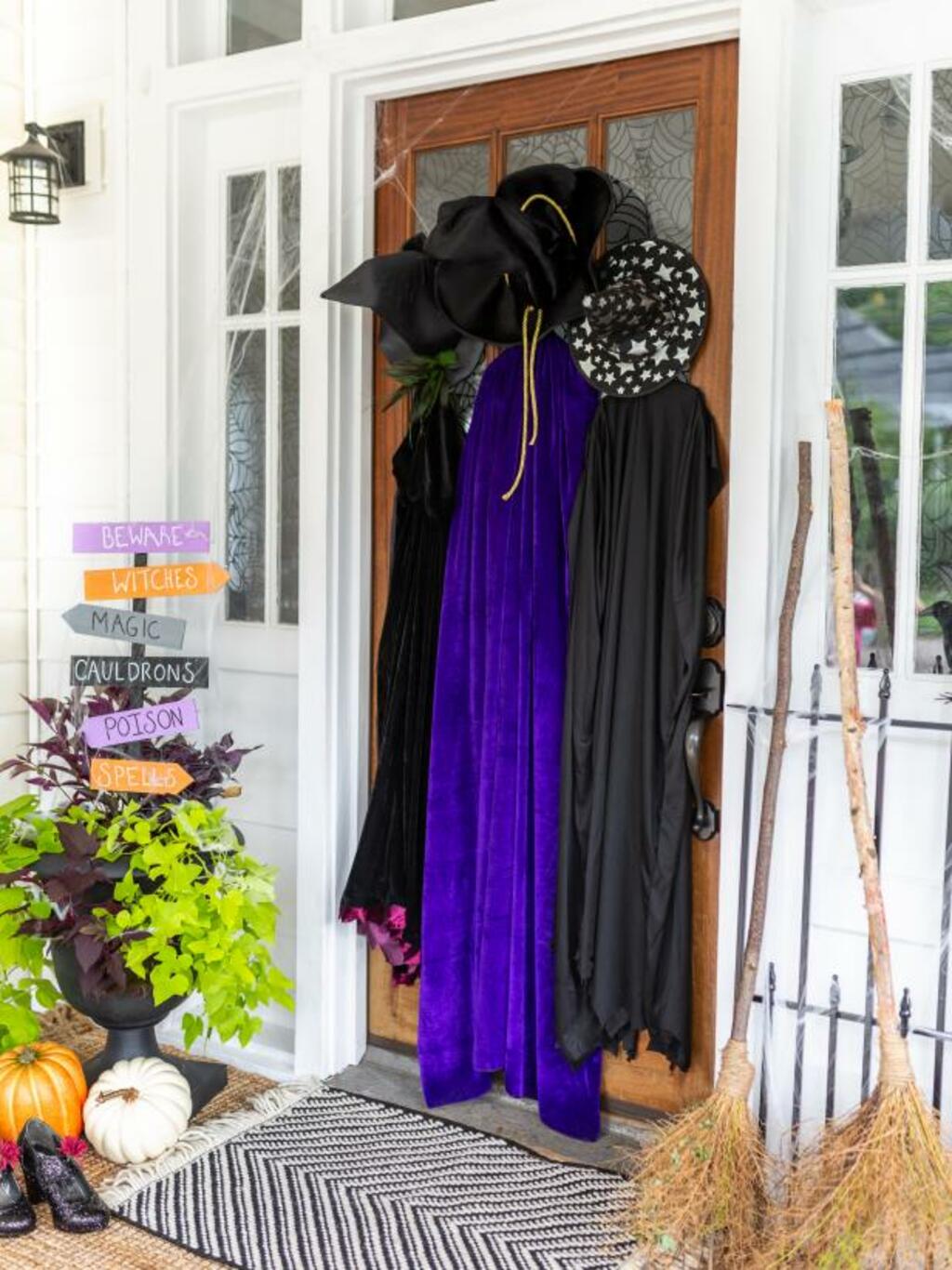 Wicked Witchy Mudroom halloween porch 