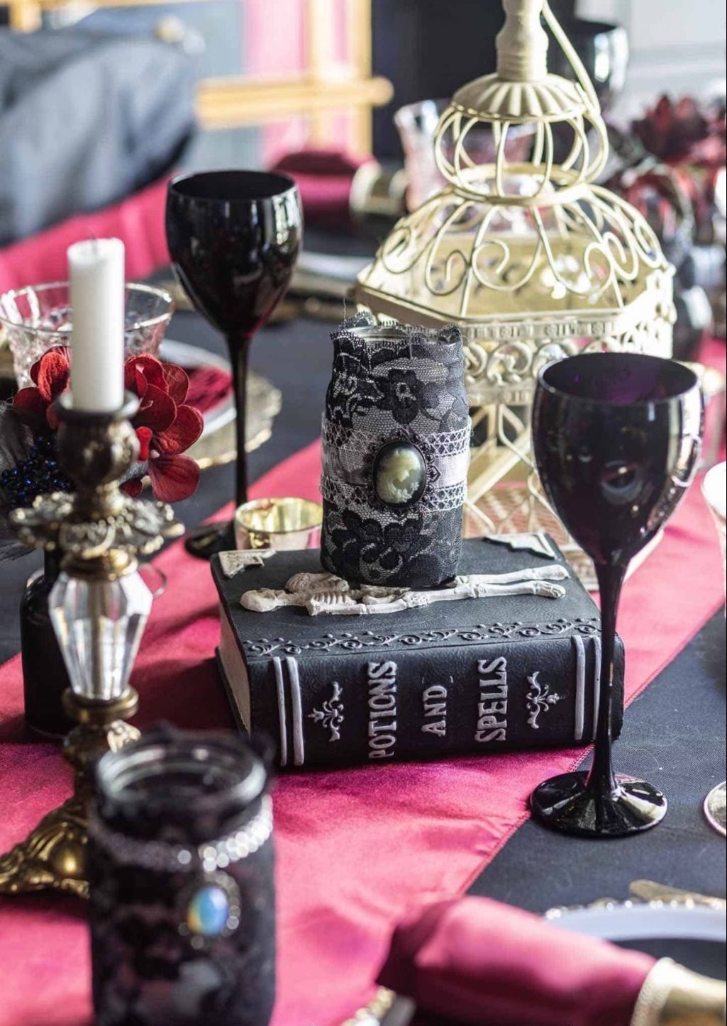 Harry Potter Themed Halloween Table Decor