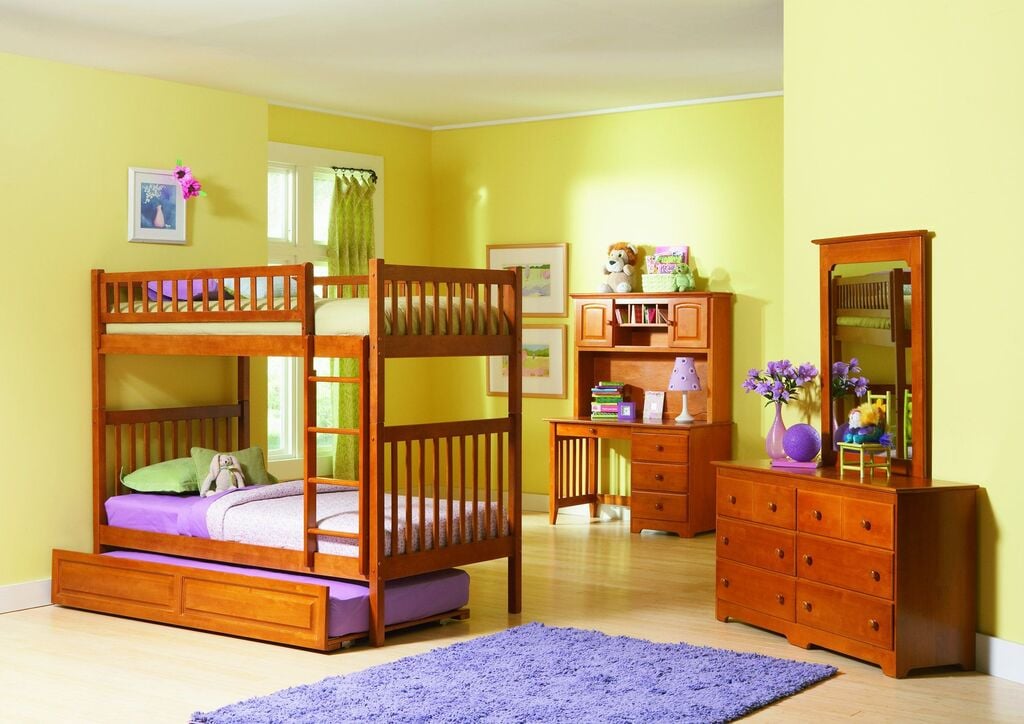children's bedroom 