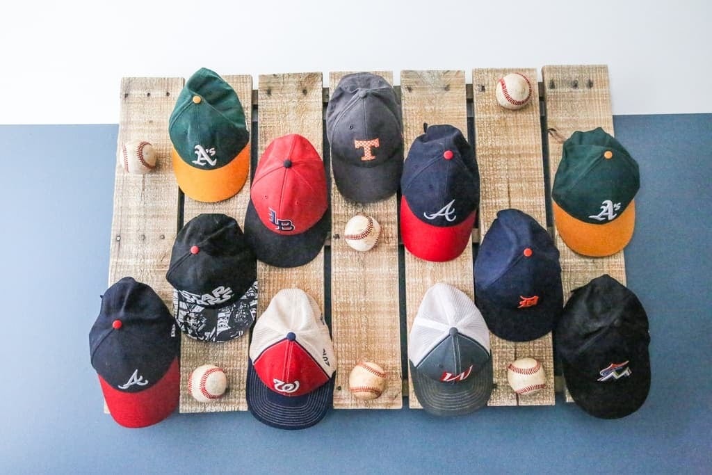 hat organizer 