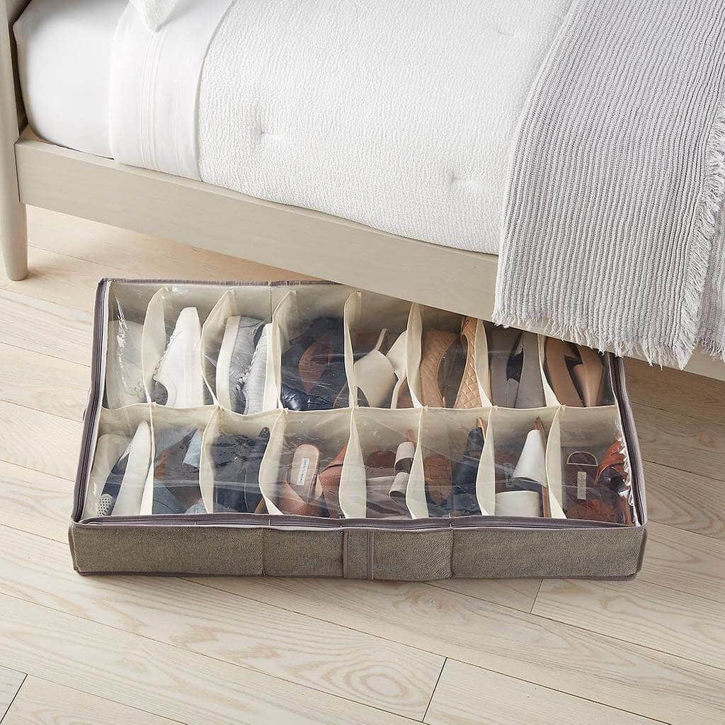  A Shoe Organizer 