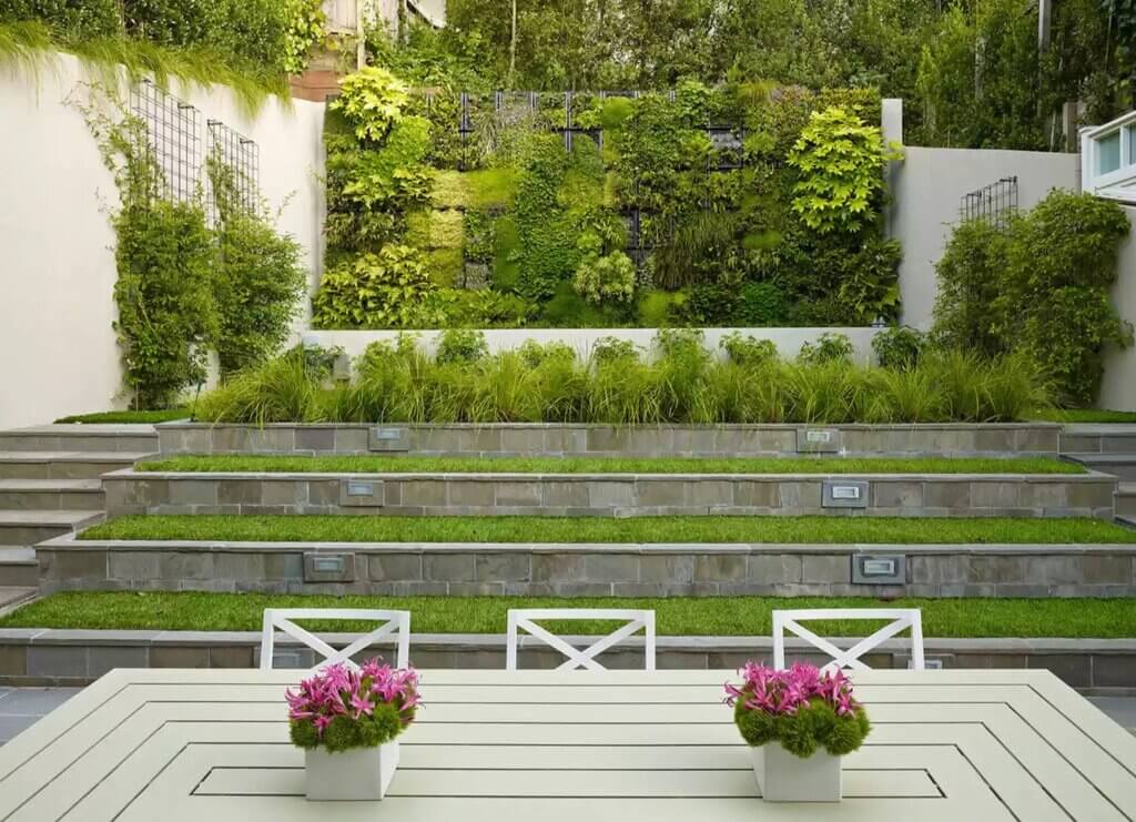 Concrete Walls contemporary garden