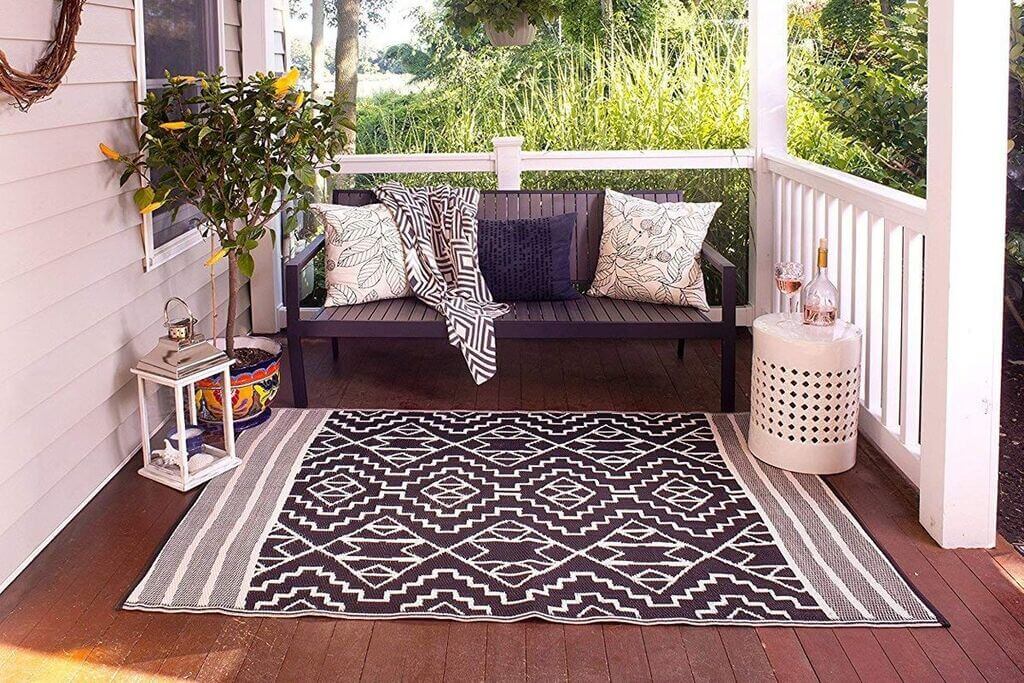 modern Outdoor Rugs