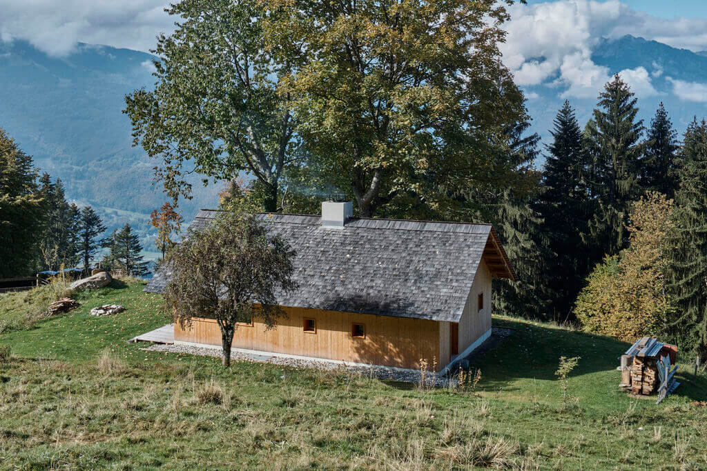 Bellerine Cabin - Bex, Switzerland