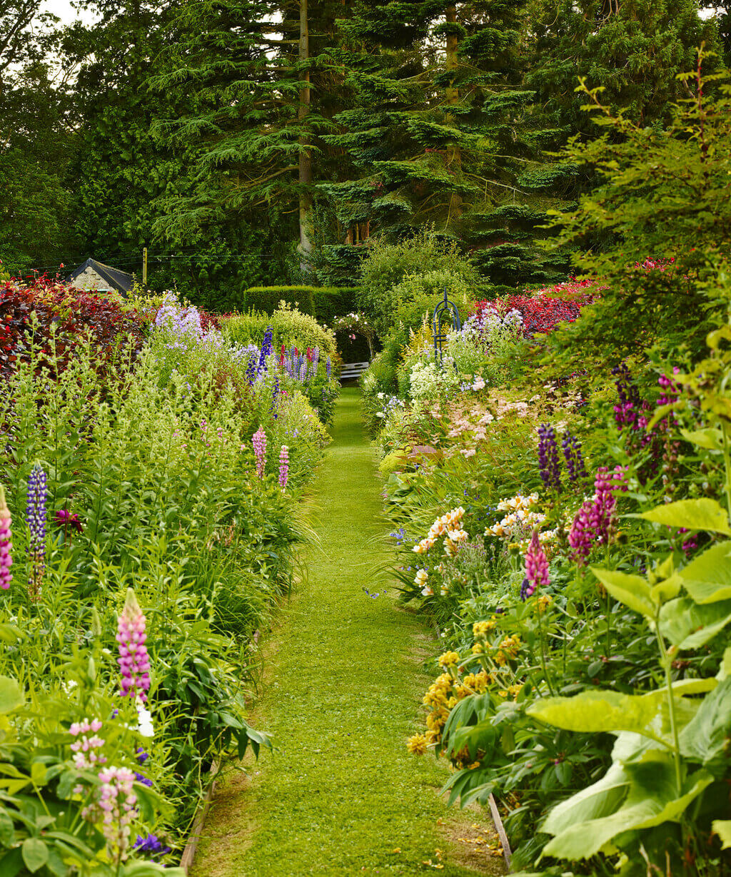 simple flower bed ideas
