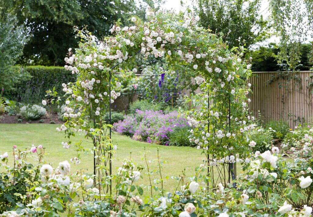 simple flower bed ideas