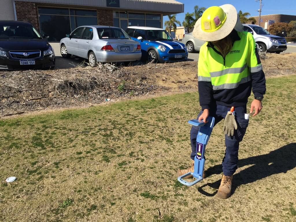 Vacuum Excavator Operators Wear All the Necessary Safety Gear