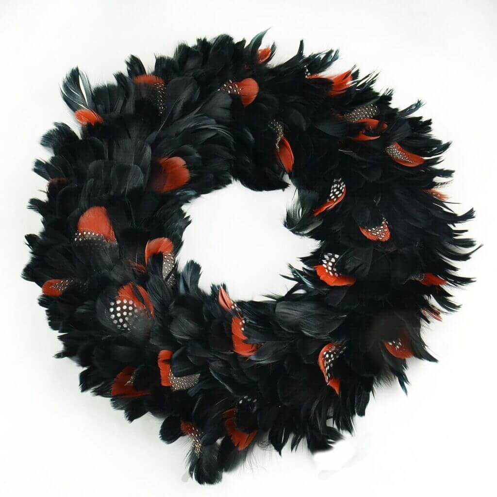  DIY Halloween Feather Wreath 