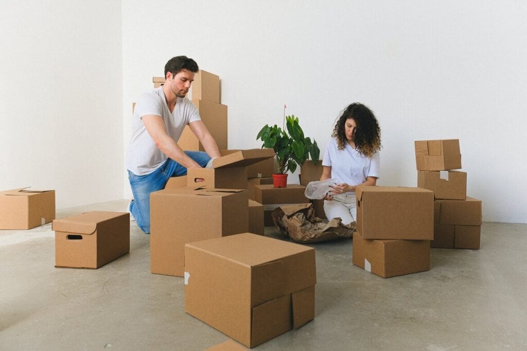 How to Save Money When Moving ?
