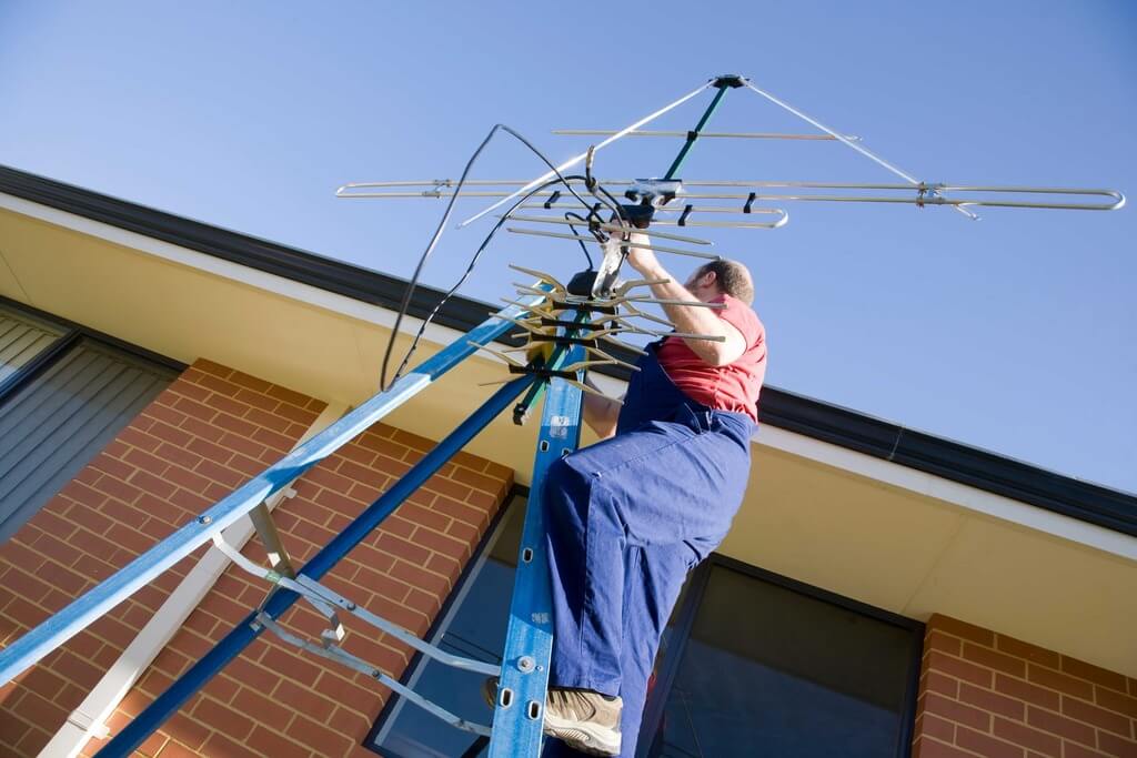 climbing to Home Antenna