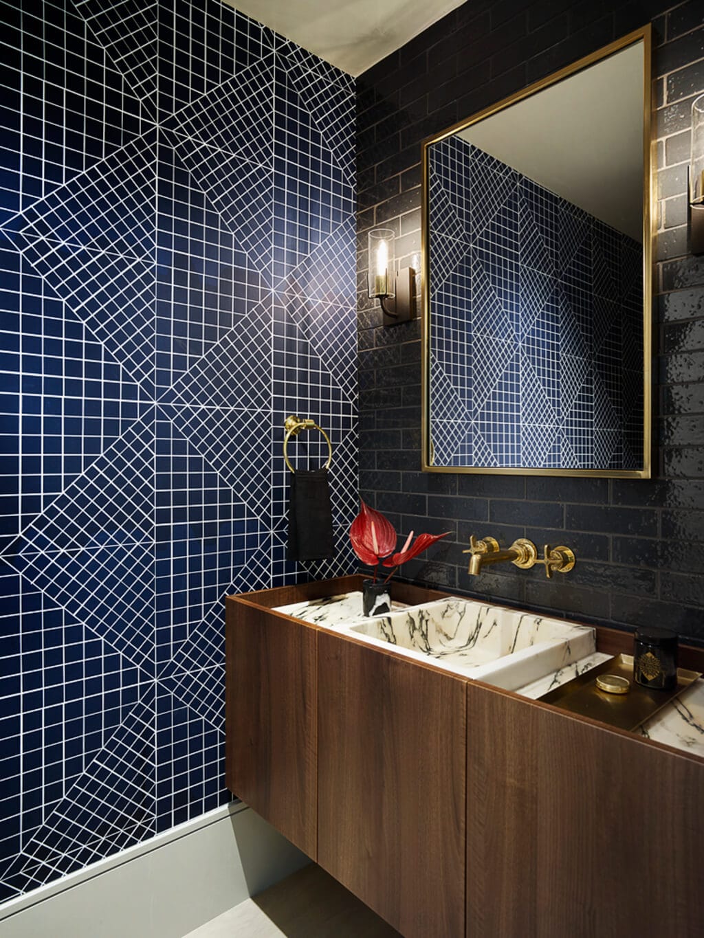 Navy blue Modern Bathroom Trends 