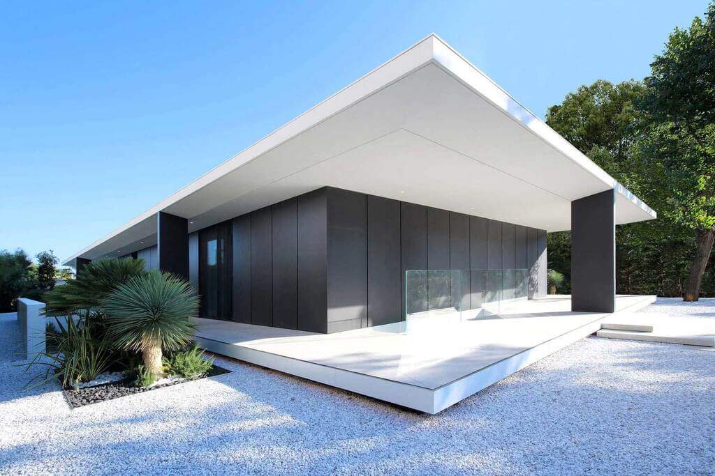 Classy Concrete House: House Design Single Story