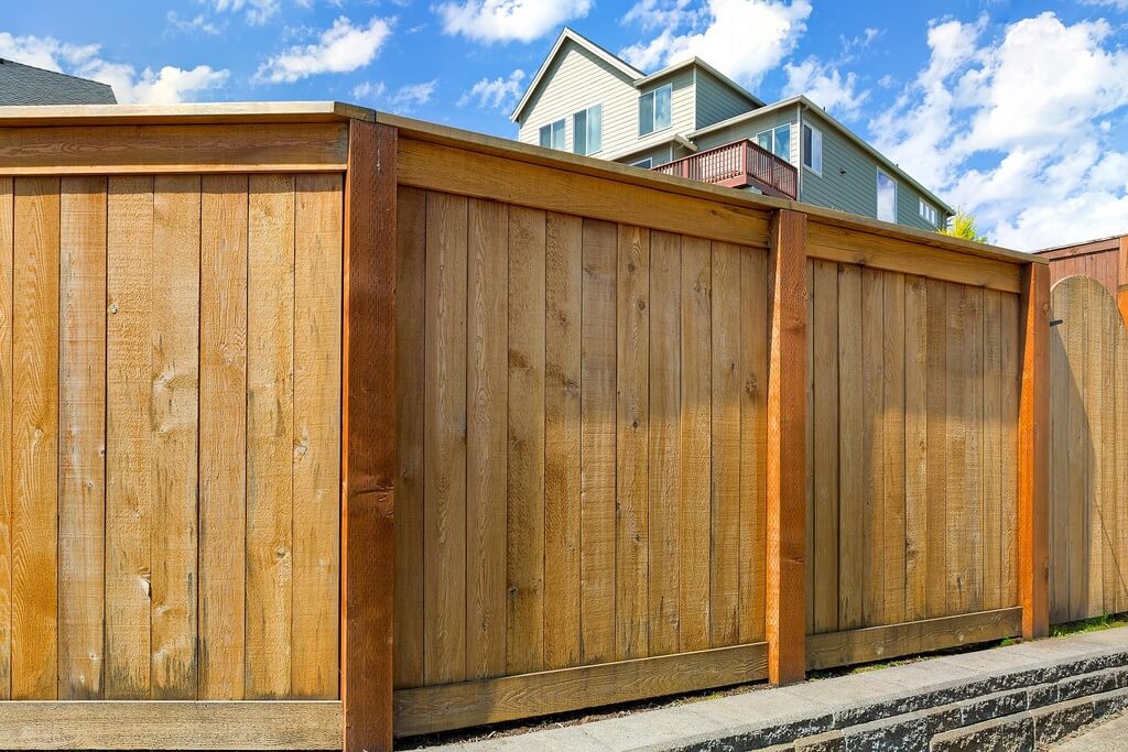 The Basics of Constructing a Fence