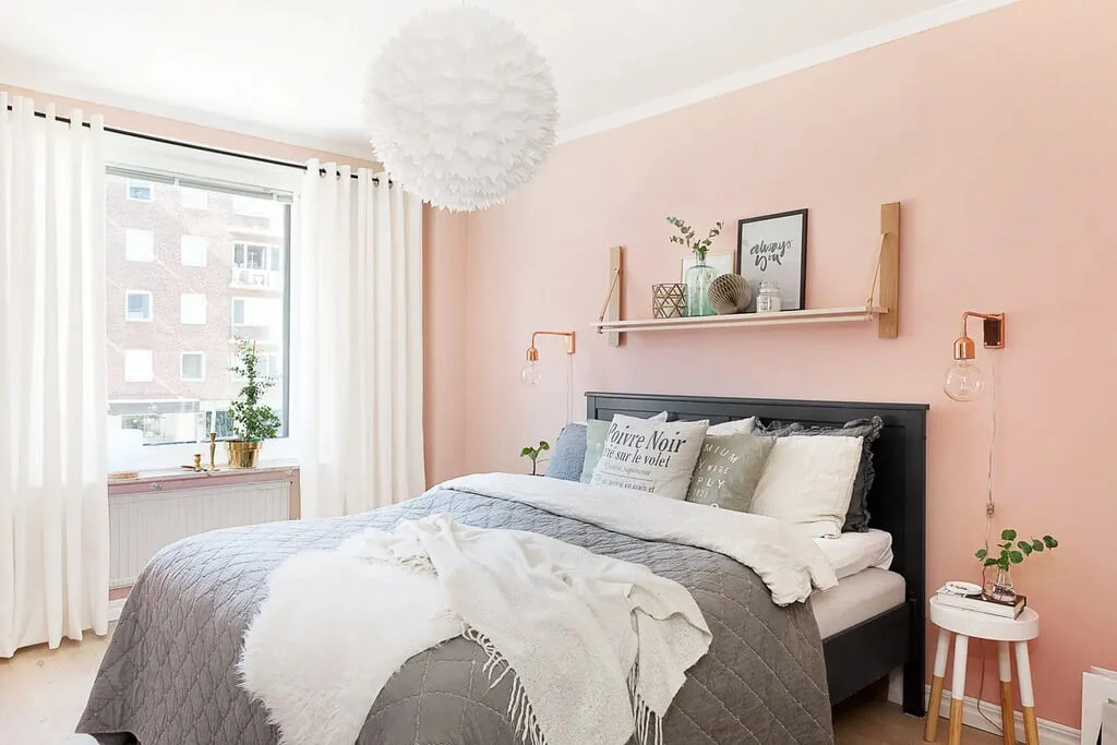 Peach and White wall colour combination