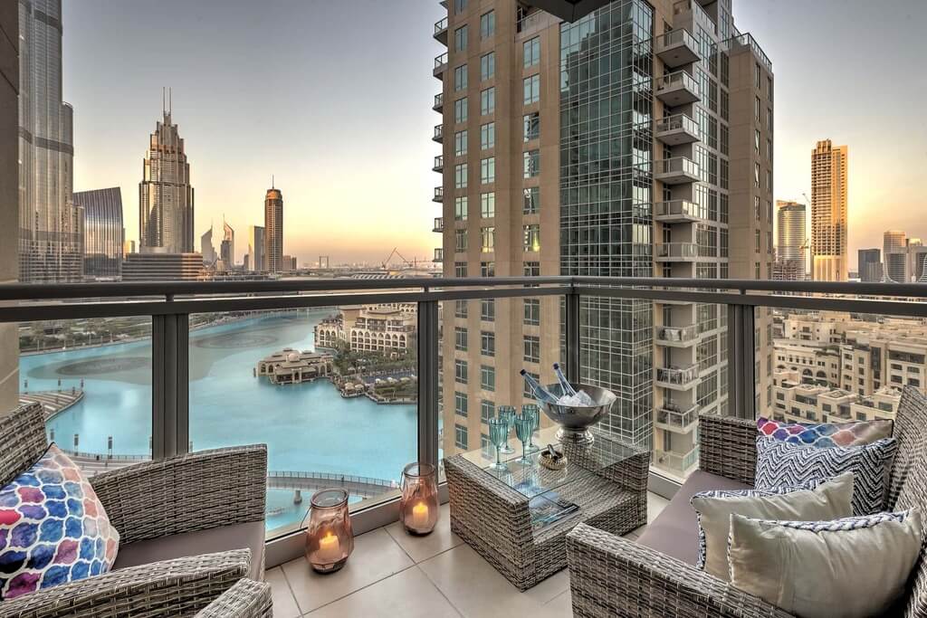 Surroundings An apartment or a villa in Dubai