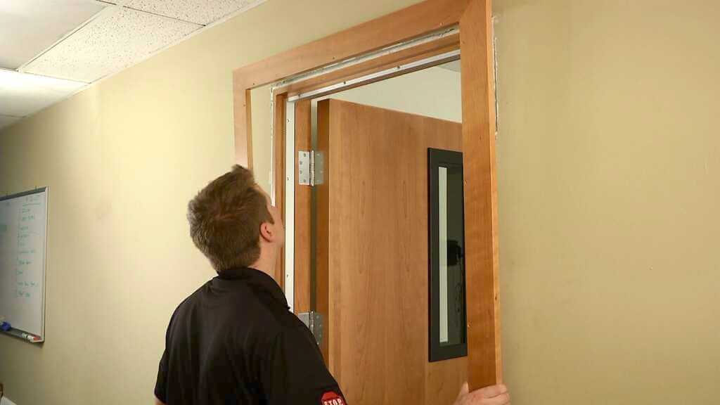 Soundproof a Room : Install a Soundproof Door