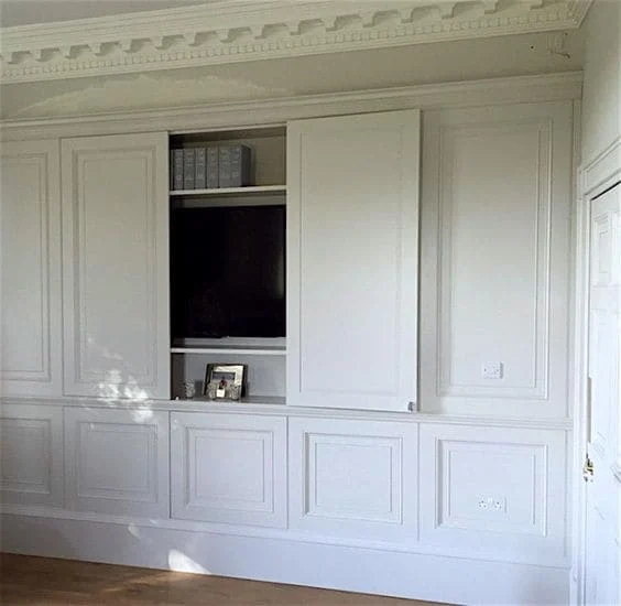 Add An Extra Storage In Wainscoting Ideas