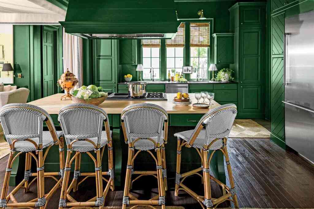 green Kitchen Wall Colors