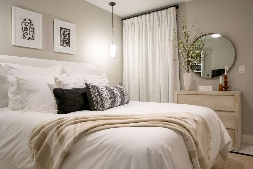 Pale Greige color bedroom