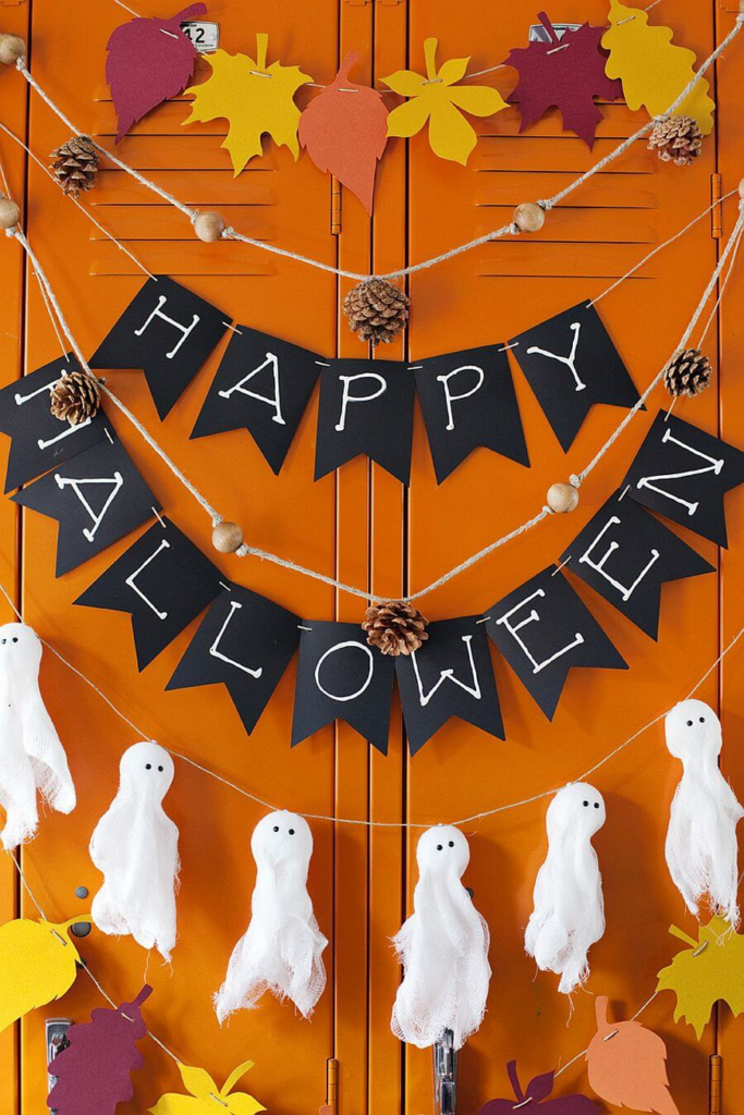 DIY Spooky Halloween Banner Ideas 