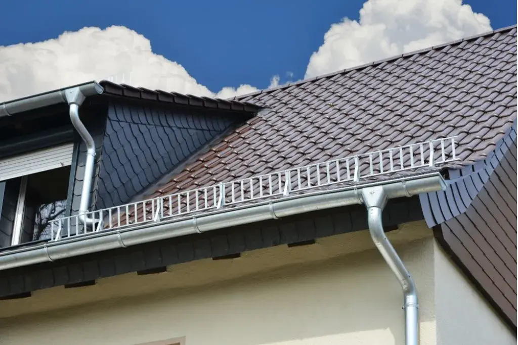 Gutter Guard Essentials: All You Need to Know